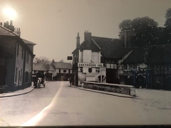 The Greyhound Inn Chalfont St Peter Kültér fotó
